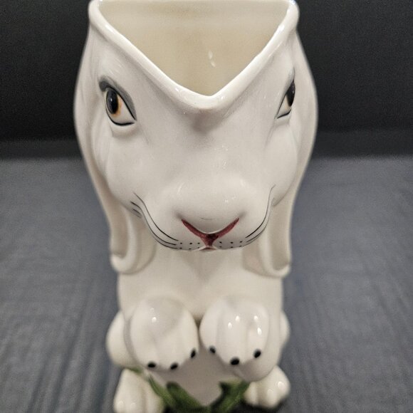 Tall Moltahedeh Rabbit Pitcher 1950s Portugal Hand Painted Bunny Green Leaf Hand - Picture 8 of 15